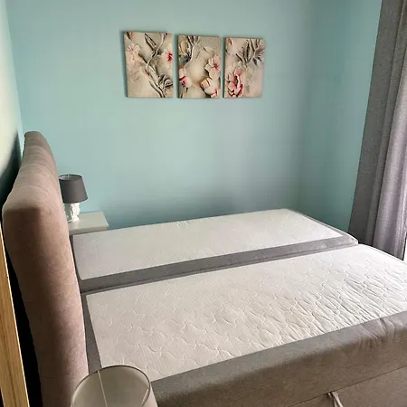 דירה Elegant, 2 Floor